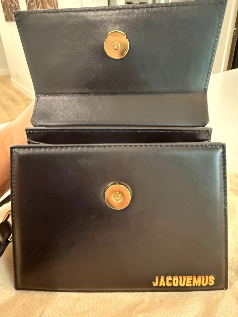 Jacquemus Le Chiquito Moyen Shoulder Bag - Picture 5 of 6